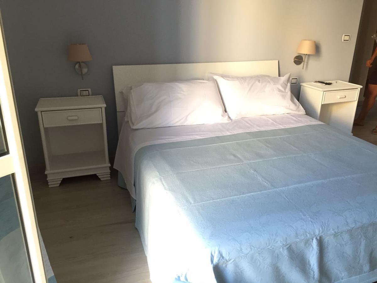 Donna Melina Bed & Breakfast Mileto Exterior foto