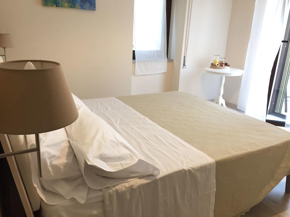 Donna Melina Bed & Breakfast Mileto Exterior foto