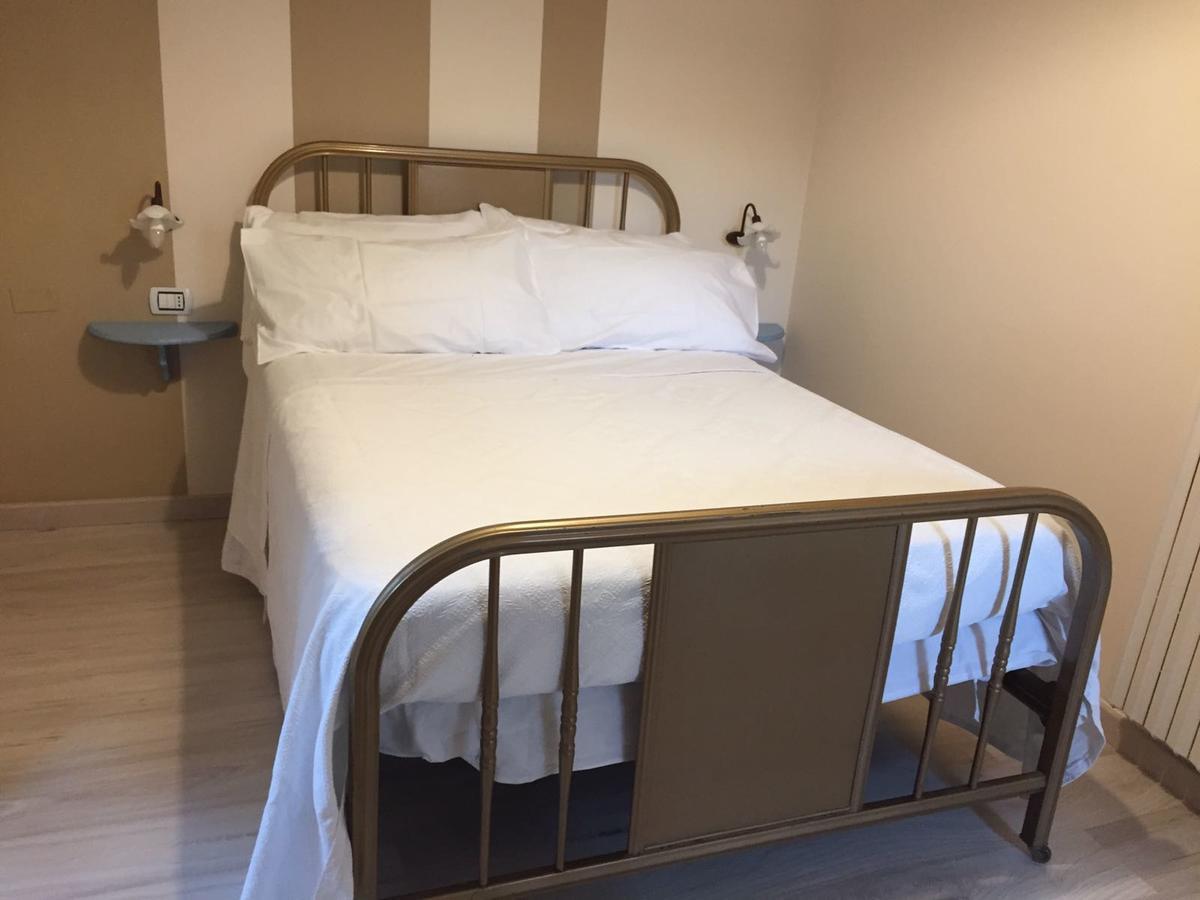 Donna Melina Bed & Breakfast Mileto Exterior foto